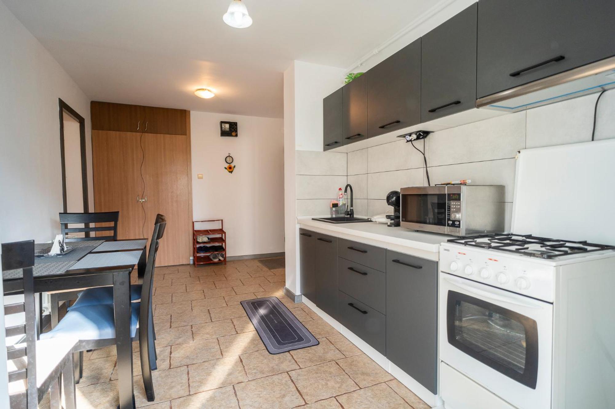 Rustic & Spacious 3Br Apartment Bucharest Exterior photo