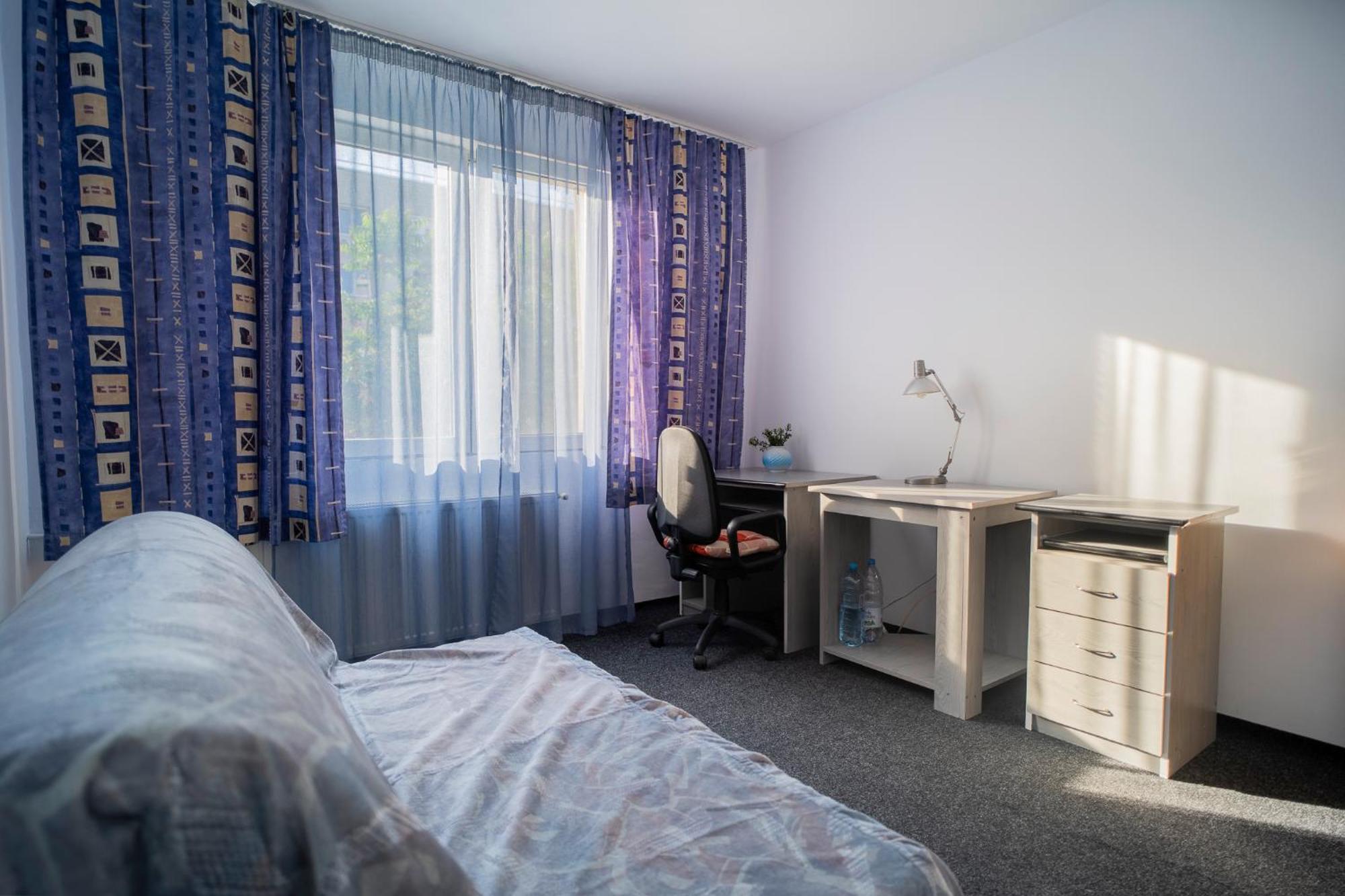 Rustic & Spacious 3Br Apartment Bucharest Exterior photo